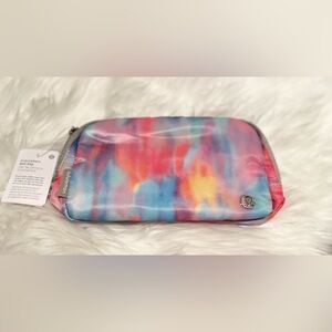 Lululemon Everywhere Belt Bag Prism Wash Print Multi